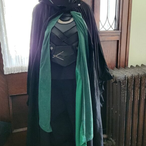 Sylvie Loki Marvel Women's M Cosplay Costume - Picture 5 of 16